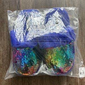 NY&Co rainbow slippers NWT size 6!